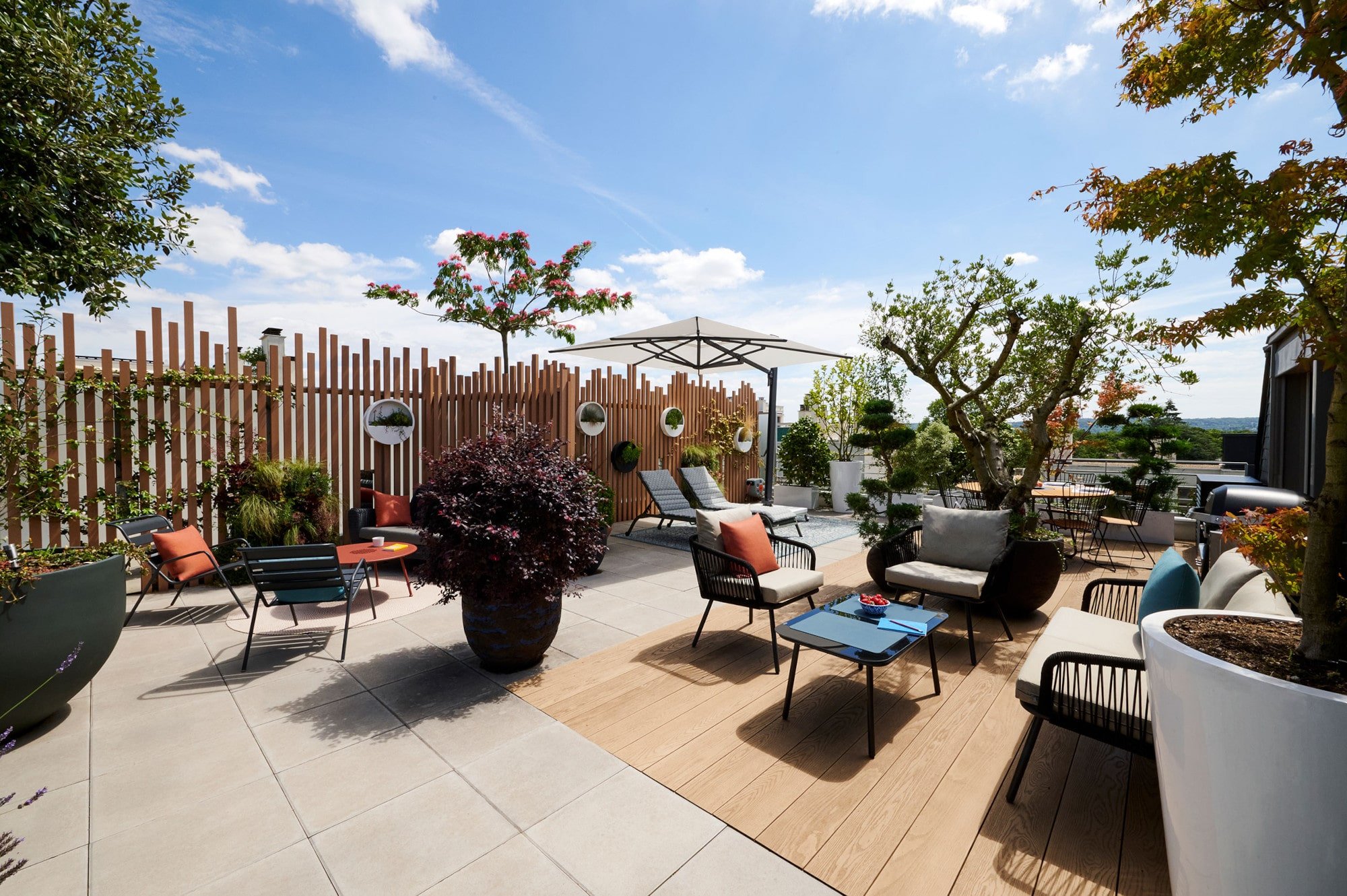 attitude-luxe-amenagement 4-toit-terrasse-Visuel©Terrasse&Jardin de Paris