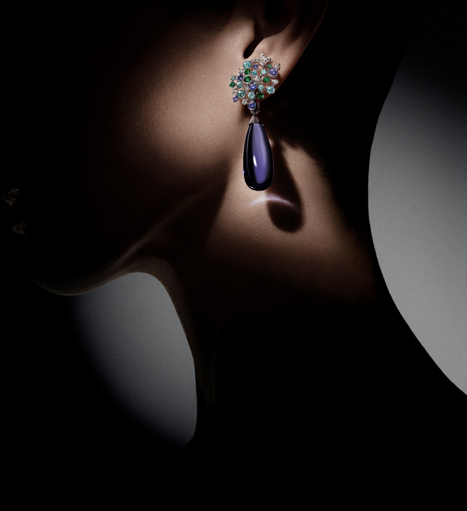 bijoux, boucles-d'oreilles, or-gemmes