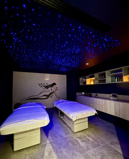 attitude-luxe_©Mildred-Forman_Royal-Palace-SPA-cabine-de-soin cabine de soin